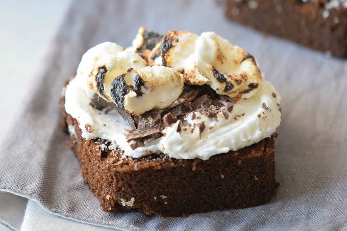 Oven Baked S&rsquo;mores Bars