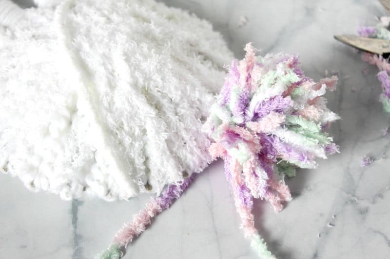 attach tail to bunny wreath